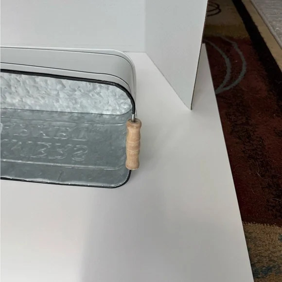 White Farmers Market Metal Bin - Picture 4 of 12